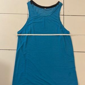 Blue Lululemon tank size med 18 wide and 24 long size medium in great condition.